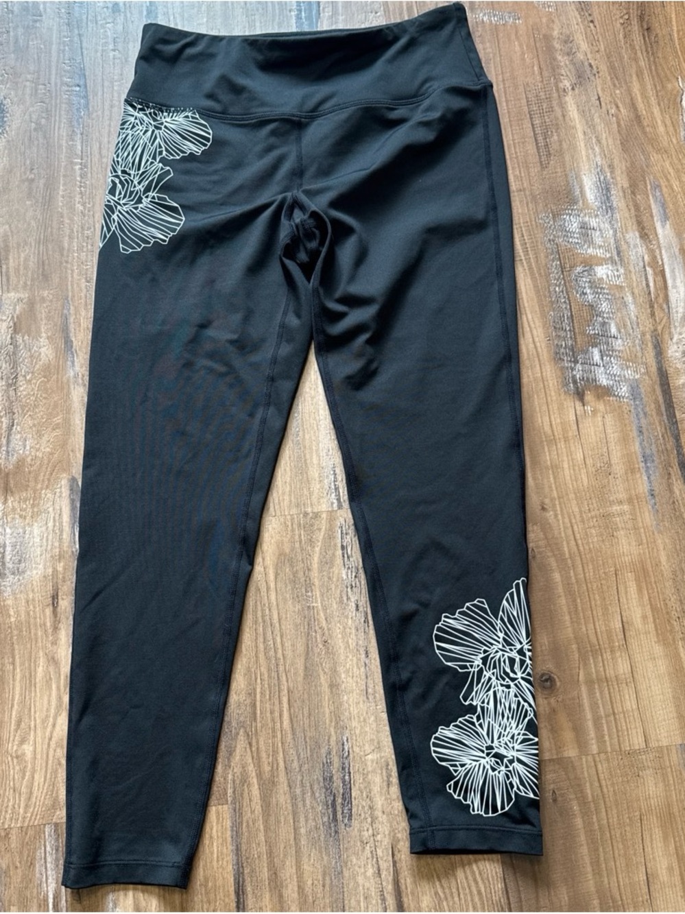 Black Floral-Print Active Leggings